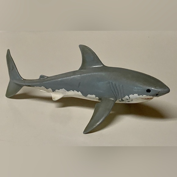 Vtg SCHLEICH Miniature Solid Hard Rubber Great White Shark Figurine Toy - Picture 8 of 16